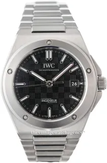 IWC Ingenieur IW328901 40mm Stainless steel Black