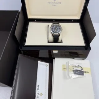 Patek Philippe Calatrava 6007G-001 40mm White gold Black