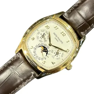 Patek Philippe Perpetual Calendar 5940J-001 37mm Yellow gold Silver