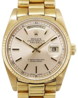 Rolex Day-Date 36 18038 (DAY-DATE  (UP TO 2000)) 36mm Yellow gold Champagne