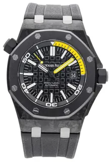 Audemars Piguet Royal Oak Offshore Diver 15706AU.00.A002CA.01 ( OAK  ) 42mm Carbon fiber Black