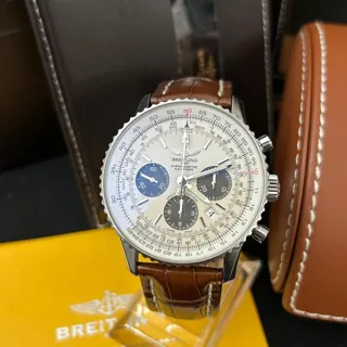 Breitling Navitimer 01 AB012012/G826 43mm Stainless steel Silver