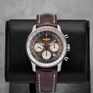 Breitling Navitimer 01 AB0121C4/Q605 43mm Stainless steel Brown