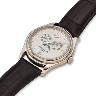 Patek Philippe Annual Calendar 5146G-001 39mm White gold Beige