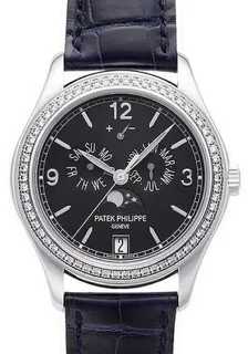 Patek Philippe Annual Calendar 5147G-001 39mm White gold Blue