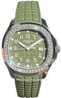 Patek Philippe Aquanaut 5267/200A-011 39mm Stainless steel Green