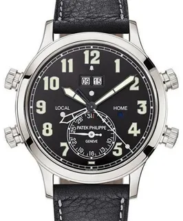 Patek Philippe Calatrava 5520P-001 42mm Platinum Black