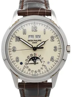 Patek Philippe Perpetual Calendar 5320G-001 40mm White gold Cream