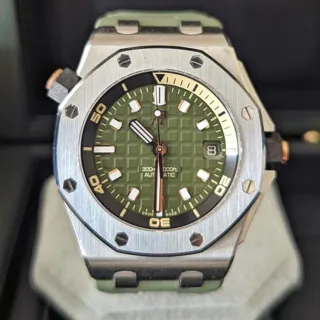 Audemars Piguet Royal Oak Offshore Diver 15720ST.OO.A052CA.01 ( OAK  ) 42mm Stainless steel Green