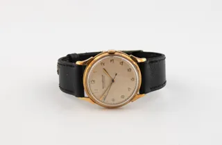 Jaeger-LeCoultre 32mm 18k yellow gold Champagne