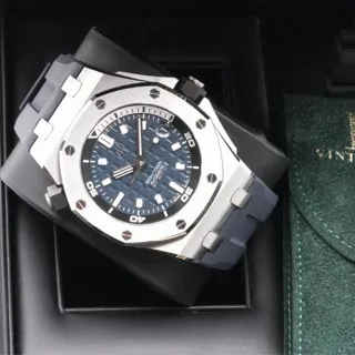 Audemars Piguet Royal Oak Offshore Diver 15720ST.OO.A027CA.01 ( OAK  ) 42mm Stainless steel Blue