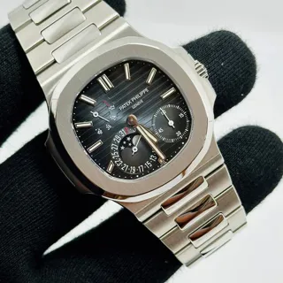 Patek Philippe Nautilus 5712/1A-001 40mm Stainless steel Blue