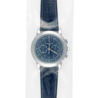 Patek Philippe Chronograph 5070P-001 42mm Platinum Blue