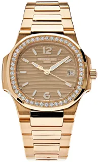 Patek Philippe Nautilus 7010/1R-012 Rose gold Golden