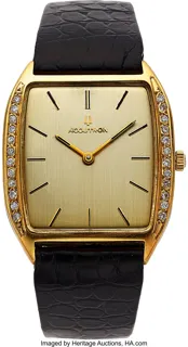 Bulova Accutron 34mm 18k yellow gold Champagne