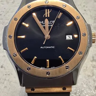 Hublot Classic Fusion 1915.7 42mm Yellow gold and Stainless steel Black