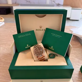 Rolex Sky-Dweller 326935 42mm Rose gold Brown