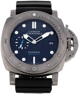 Panerai Submersible PAM 00692 47mm Stainless steel