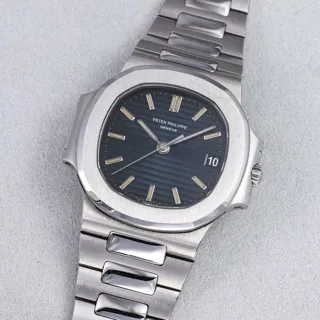 Patek Philippe Nautilus 3800/001A Stainless steel Black