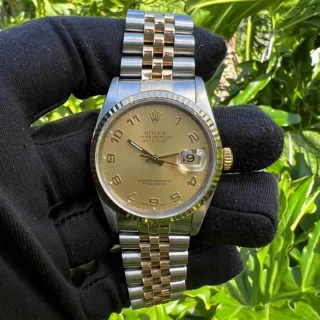 Rolex Datejust 36 16233 Steel$Yellow Gold Champagne