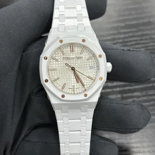 Audemars Piguet Royal Oak 77350CB.OO.1266CB.01 White ceramic Silver