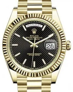 Rolex Day-Date 40 228238 Yellow gold Black