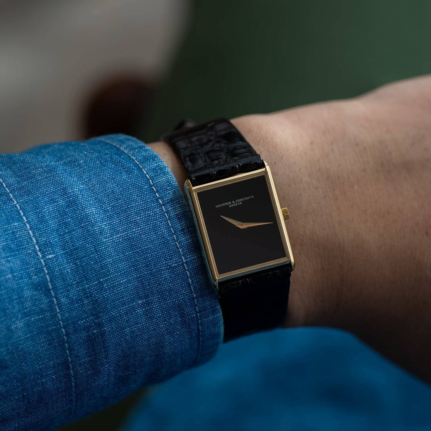 Vacheron Constantin Tank 33201P Yellow gold Bright black Vacheron Constantin Tank 33201P Yellow gold Bright black