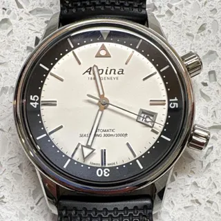 Alpina Seastrong AL-525S4H6 42mm Stainless steel Beige