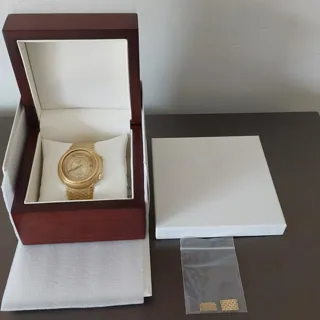 Jaeger-LeCoultre Memovox 73800-21 43mm Yellow gold