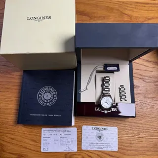 Longines Conquest Classic L2.286.4.87.6 29.5mm Stainless steel White