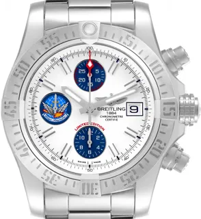 Breitling Avenger A133811A/A811 43mm Stainless steel White