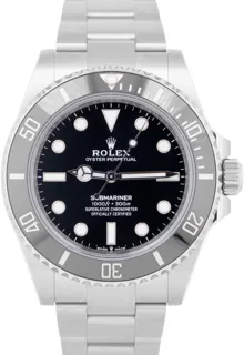 Rolex Submariner (No Date) 124060LN Stainless steel Black