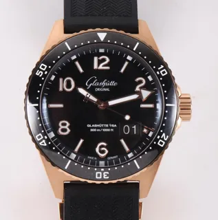 Glashütte SeaQ 1-36-13-03-90-33 43mm Red gold Black