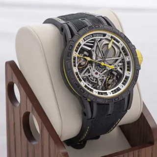 Roger Dubuis Excalibur RDDBEX0613 Carbon fiber Black