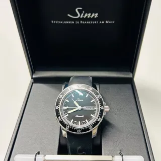 Sinn 104 104.010 41mm Stainless steel Black