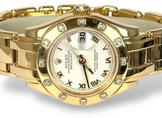 Rolex Pearlmaster 80318 29mm Yellow gold White