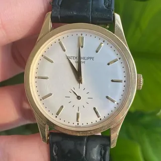 Patek Philippe Calatrava 5196j Yellow gold