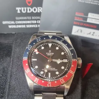 Tudor Black Bay GMT 79830RB 41mm