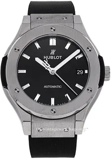 Hublot Classic Fusion 565.NX.1470.RX 38mm brushed/polished titanium Black