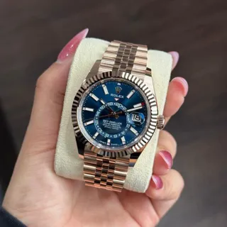 Rolex Sky-Dweller 336935 42mm Rose gold Blue