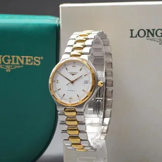 Longines Conquest L.1.620.3 35mm Stainless steel White