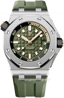 Audemars Piguet Royal Oak Offshore Diver 15720ST.OO.A052CA.01 Stainless steel Green