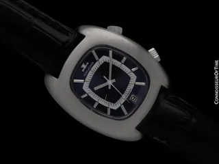 Jaeger-LeCoultre Memovox E872 39mm Stainless steel Royal blue$purple tone