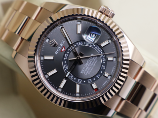 Rolex Sky-Dweller 326935 42mm Rose gold Gray