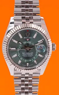 Rolex Sky-Dweller 336934 42mm Stainless steel Green