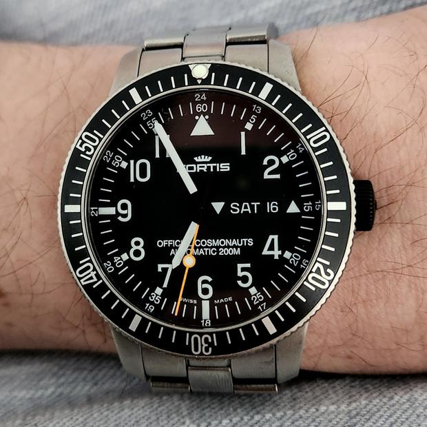 Fortis Official Cosmonauts 647.10.11 M Stainless steel Black