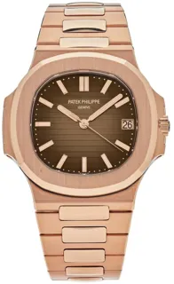 Patek Philippe Nautilus 5711/1R-001 40mm Rose gold Brown