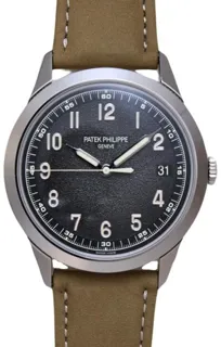 Patek Philippe Calatrava 5226G-001 40mm White gold Gray