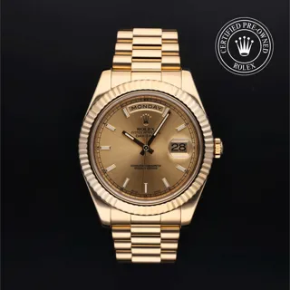 Rolex Day-Date II 218238 18k yellow gold Champagne