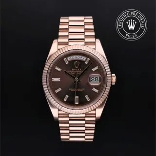 Rolex Day-Date 40 228235 18ct Everose Gold Brown